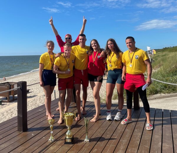 Neringoje dirba geriausi šalies pajūrio gelbėtojai 