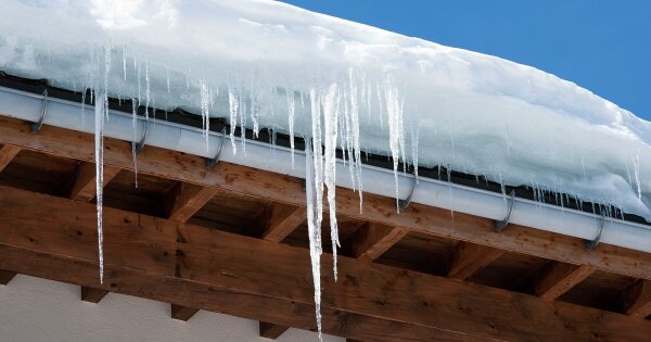 Sniegas – grėsmė statinių konstrukcijoms