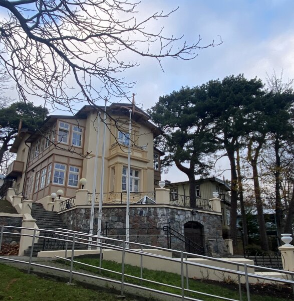 Atnaujinta Juodkrantės vila „Monbijou“