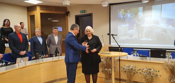 Prisiekė nauja Neringos savivaldybės tarybos narė
