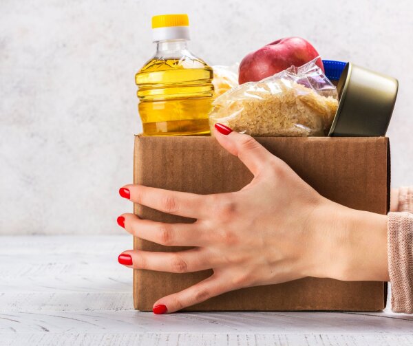 Keičiasi paramos maisto produktais labiausiai nepasiturintiems asmenims teikimo modelis