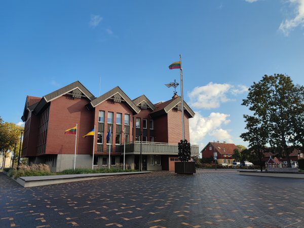 Kviečiame prisijungti prie Neringos savivaldybės administracijos komandos 